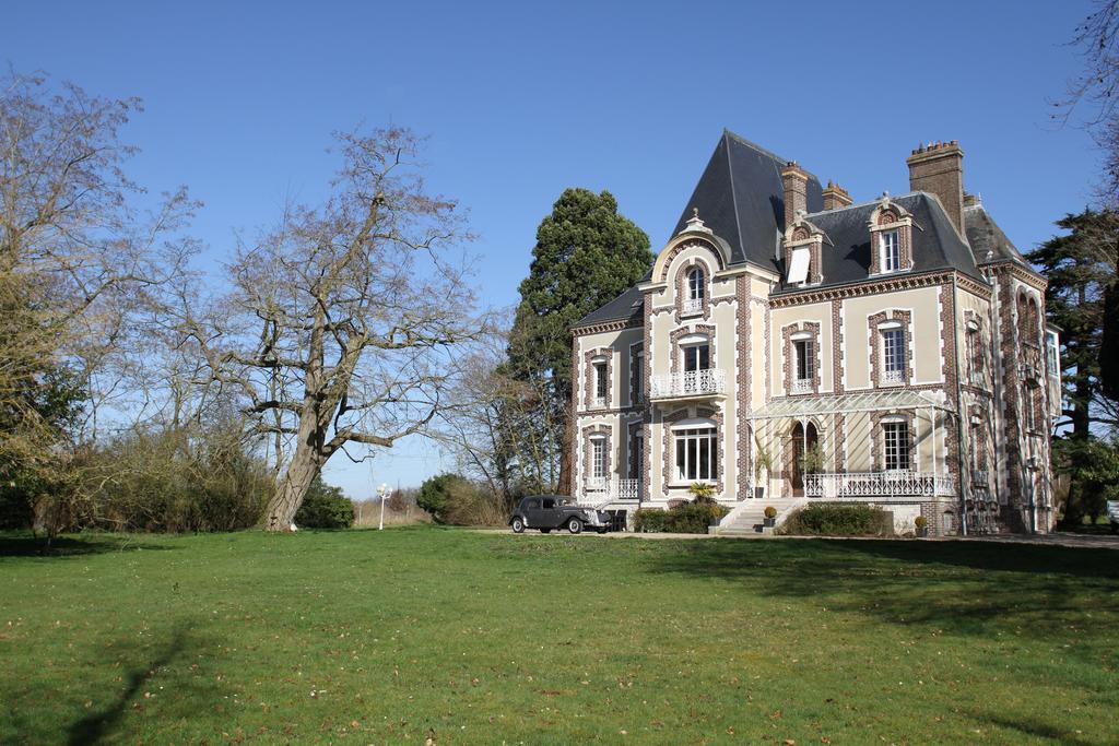 Trie-Château Chateau De La Folie מראה חיצוני תמונה